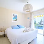 Cynthia - Piscine -