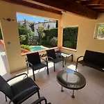 Cynthia - Piscine -