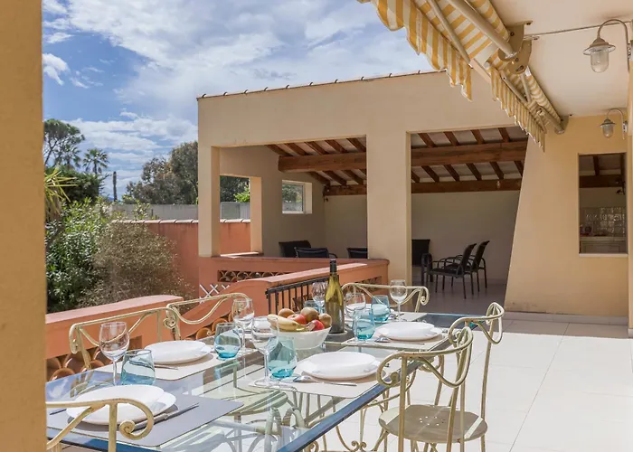 Cynthia - Piscine - * Cannes